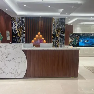زيارة الفندق
